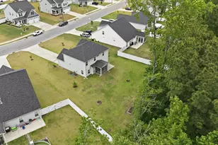 404 Holly Grove Dr, Winterville, NC 28590 - Photo 3