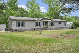 552 Colonial Landing Rd SE, Bolivia, NC 28422 - Photo 5