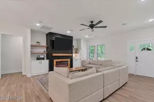 401 D L Phillips Ln, Broadway, NC 27505 - Photo 25