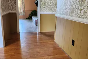 506 S Haughton St, Williamston, NC 27892 - Photo 3