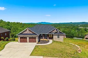 418 Huntington Woods Dr N, Lenoir, NC 28645 - Photo 1