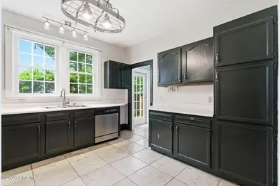 1411 Hawthorne Road, Wilmington, NC 28403 - Photo 21