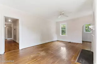 1411 Hawthorne Rd, Wilmington, NC 28403 - Photo 11