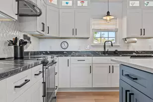 111 NW 10th St, Oak Island, NC 28465 - Photo 21