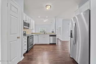 1316 Devonshire Trail, Aberdeen, NC 28315 - Photo 15