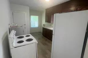 110 Paris Ave, Greenville, NC 27834 - Photo 5