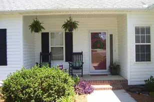 183 Bellhaven Dr, Carthage, NC 28327 - Photo 5