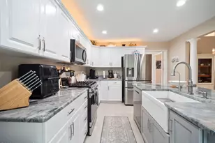 419 Riverside Ln, Stella, NC 28582 - Photo 7