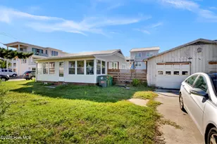 1203 Fort Fisher Blvd N, Carolina Beach, NC 28428 - Photo 23