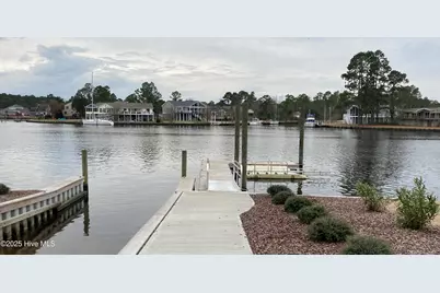 1205 Barkentine Drive, New Bern, NC 28560 - Photo 15