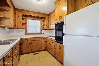 7302 Cabin Branch Road, Stantonsburg, NC 27883 - Photo 9