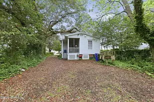 307 Ann St, Beaufort, NC 28516 - Photo 37