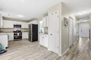 310 Combine Ct, Richlands, NC 28574 - Photo 17