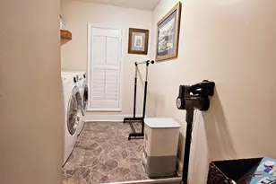 300 Croatan Woods Dr, New Bern, NC 28562 - Photo 21