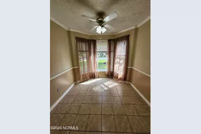 218 Foxwood Court, Jacksonville, NC 28540 - Photo 9