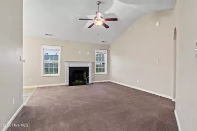 752 Radiant Drive, Jacksonville, NC 28546 - Photo 3
