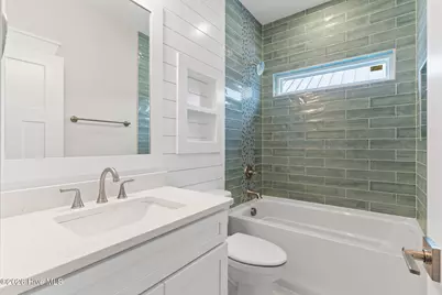 106 NE 41st Street, Oak Island, NC 28465 - Photo 27