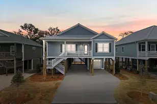 106 NE 41st St, Oak Island, NC 28465 - Photo 3