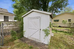 303 Dobbs St, Hertford, NC 27944 - Photo 41