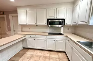 2106 Southview Dr, Greenville, NC 27858 - Photo 17