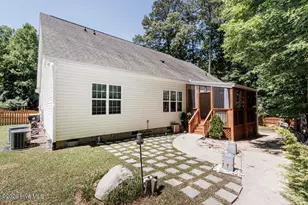 330 Carolina Oaks Ave, Smithfield, NC 27577 - Photo 3