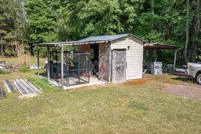 134 Gowens Road, Bladenboro, NC 28320 - Photo 63
