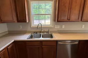 101 E Rhode Island Ave, Southern Pines, NC 28387 - Photo 13