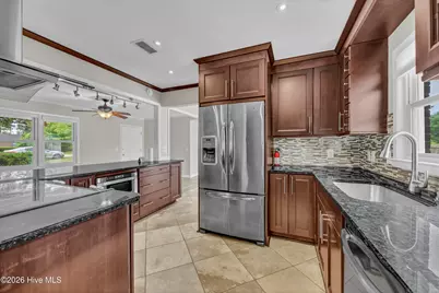 917 Wordsworth Drive, Wilmington, NC 28405 - Photo 5