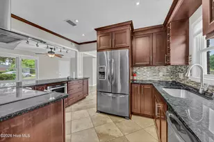 917 Wordsworth Dr, Wilmington, NC 28405 - Photo 5