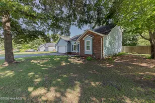 185 Baytree Dr, Jacksonville, NC 28546 - Photo 57