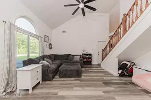 185 Baytree Dr, Jacksonville, NC 28546 - Photo 13