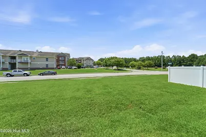307 Bridgewood Drive, Jacksonville, NC 28546 - Photo 11