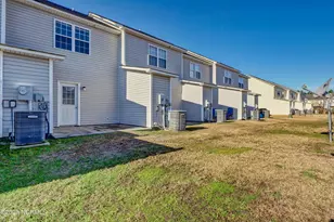 202 Bridgewood Dr, Jacksonville, NC 28546 - Photo 19
