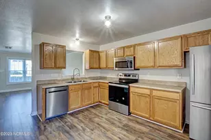202 Bridgewood Dr, Jacksonville, NC 28546 - Photo 7