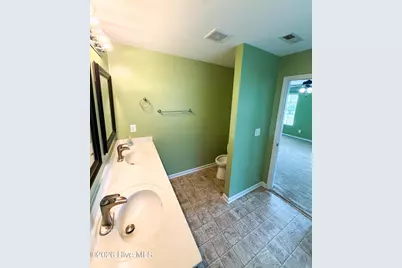 521 Shelmore Lane, Jacksonville, NC 28540 - Photo 7