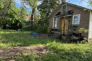 609 Darst Ave, New Bern, NC 28560 - Photo 3