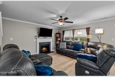 502 Maggies Court, Jacksonville, NC 28540 - Photo 9