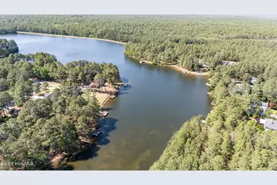 16521 Lakeshore Drive, Wagram, NC 28396 - Photo 49