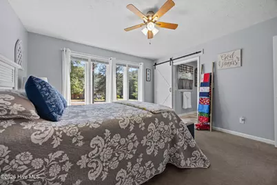 16521 Lakeshore Drive, Wagram, NC 28396 - Photo 15