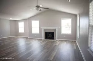 102 Michael Thomas Pl, La Grange, NC 28551 - Photo 3