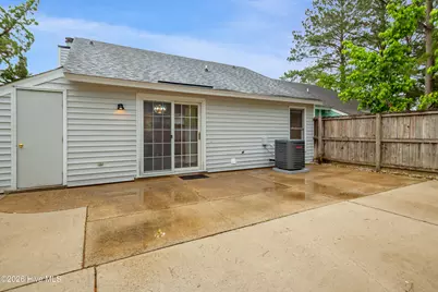 2332 Villa Drive, Kinston, NC 28504 - Photo 5