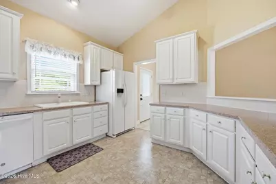 105 Waters Way, Washington, NC 27889 - Photo 5