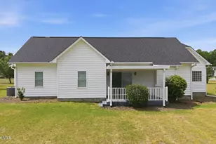 105 Waters Way, Washington, NC 27889 - Photo 3