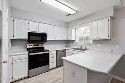 4612 Reigate Way, Wilmington, NC 28409 - Photo 13