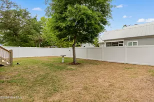334 NE 49th St, Oak Island, NC 28465 - Photo 37