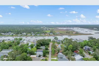 334 NE 49th Street, Oak Island, NC 28465 - Photo 41