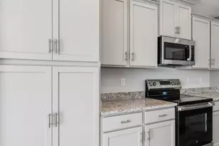 700 Secession Ln, Jacksonville, NC 28546 - Photo 11