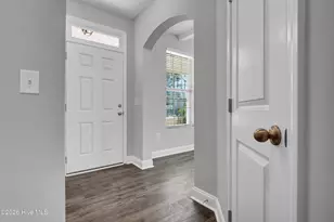 203 E Red Head Cir, Sneads Ferry, NC 28460 - Photo 3
