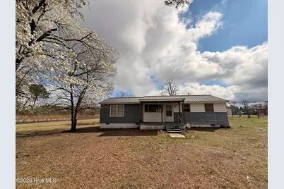 12377 N Carolina 210, Elizabethtown, NC 28337 - Photo 1