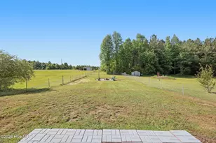 520 Comfort Rd, Richlands, NC 28574 - Photo 33